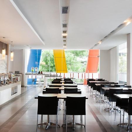 Amaris Hotel La Codefin Kemang Giacarta Esterno foto